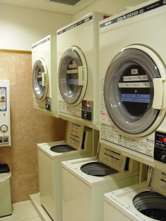 Toyoko Monzen-nakacho Eitaibashi 3* Tokio